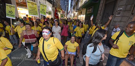 Bloco dos Bancários leva alegria e anima ruas do centro de São Paulo