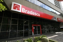 TST condena Bradesco por demitir bancário em licença no aviso prévio