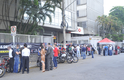 Bancários de São Paulo paralisam CASP do HSBC contra demissões