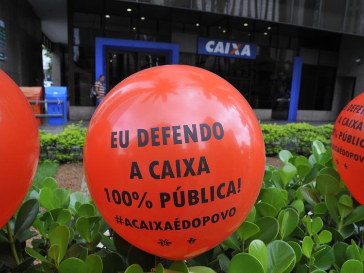 Com Bolsonaro, privatização ameaça Caixa e Banco do Brasil