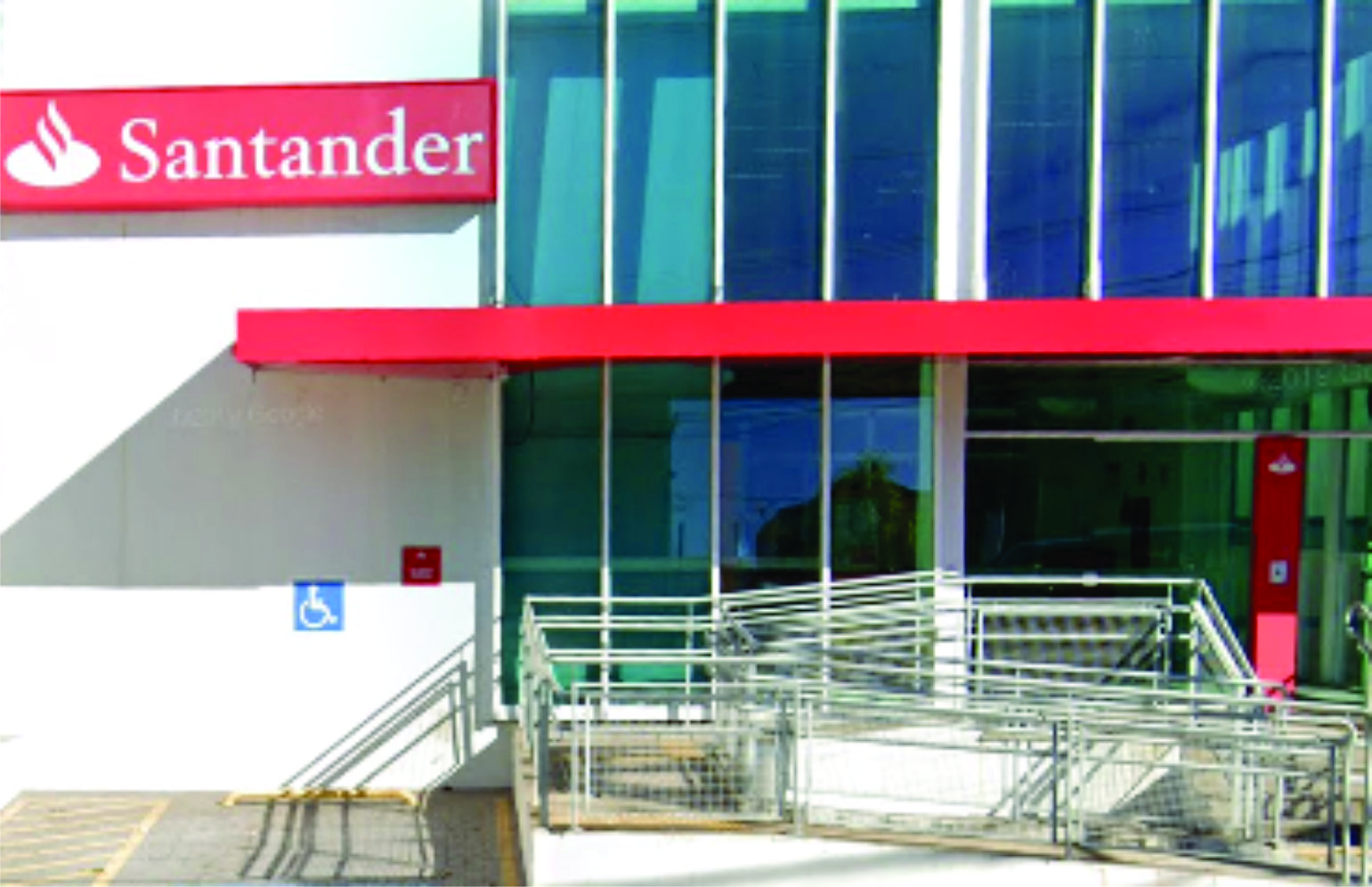 Bancários do Santander conquistam renovação do acordo aditivo
