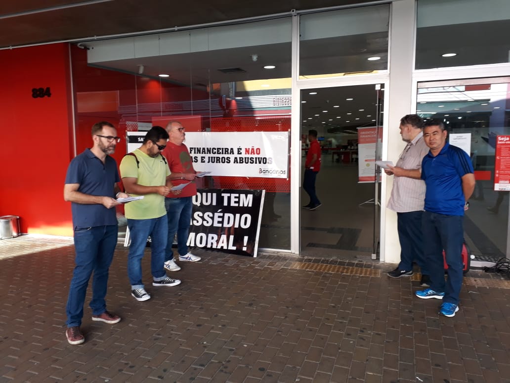 Jundiaí: Liminar impede Santander de abrir agência aos sábados