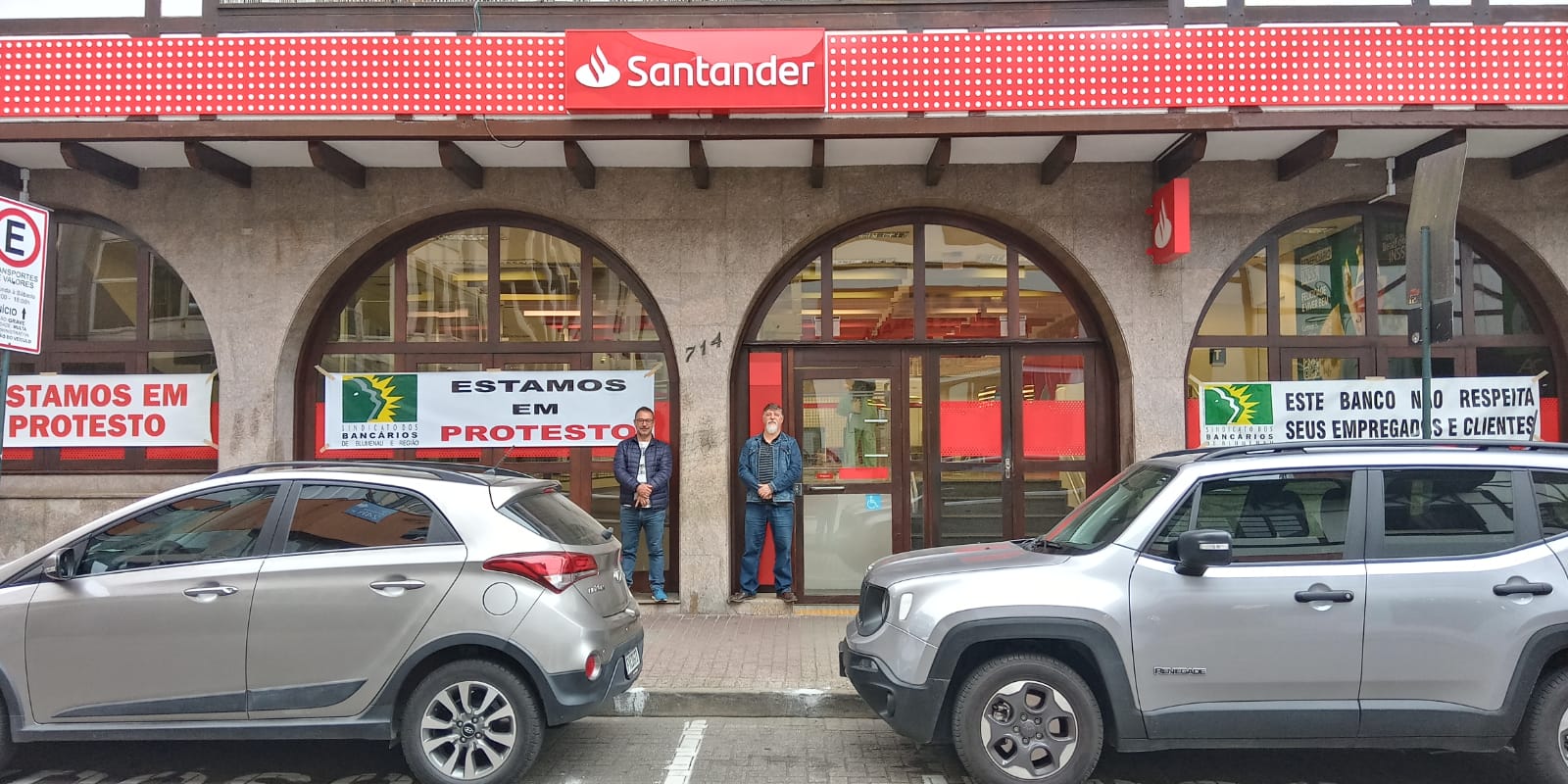Protestos contra o Santander 27Jul (1)