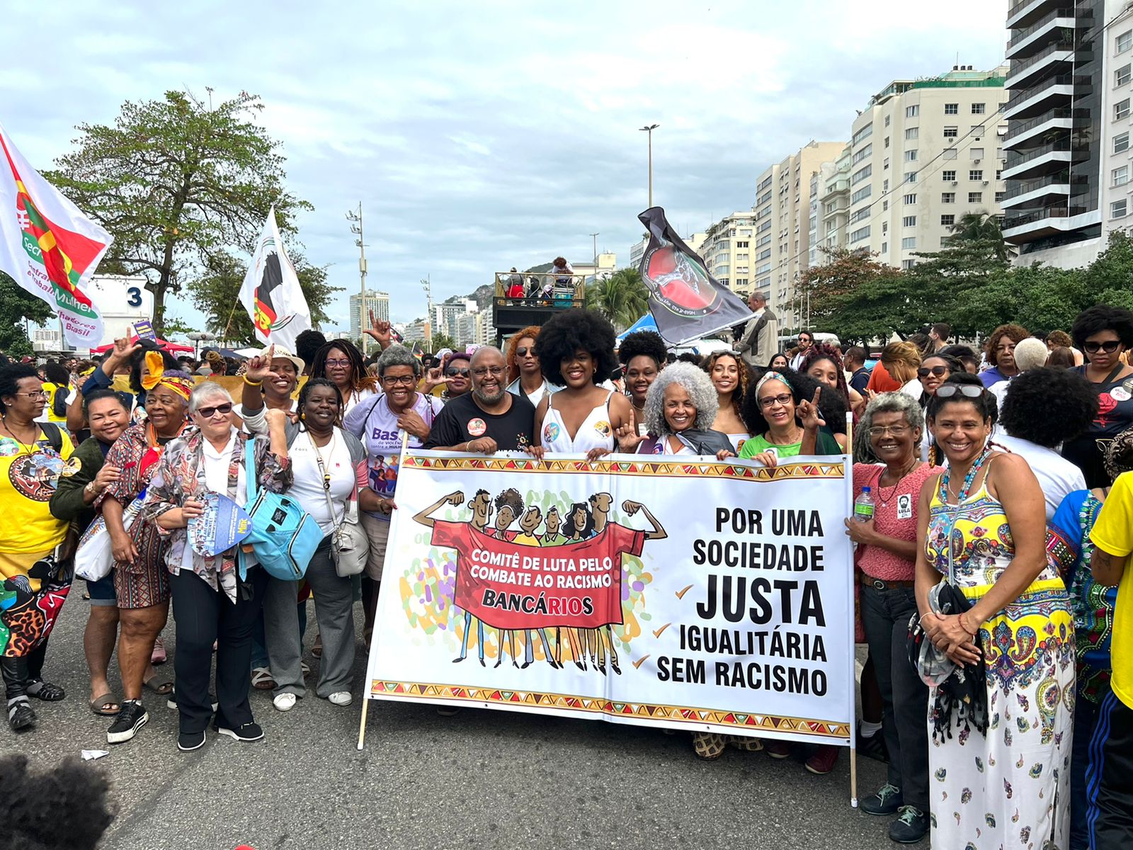 Comitê de Lutas do Combate ao Racismo do RJ, em Copacabana.